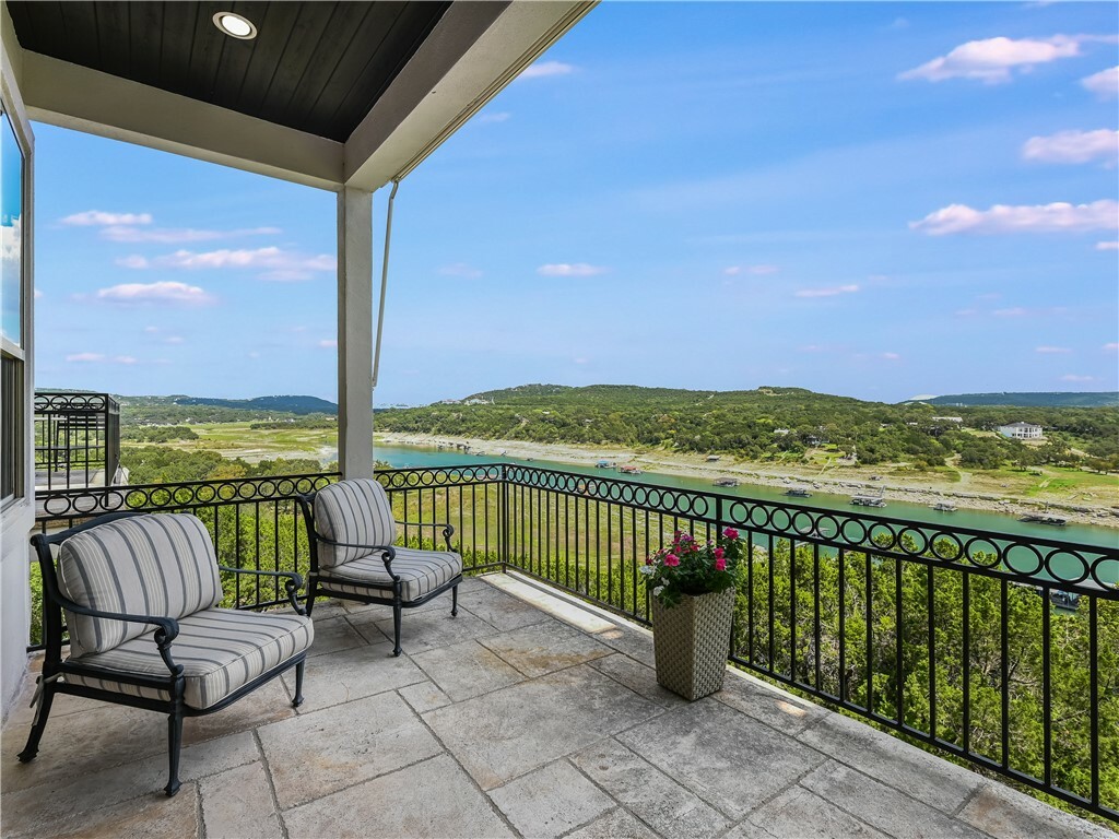 17545 E Reed Parks Road 5  Jonestown TX 78645 photo