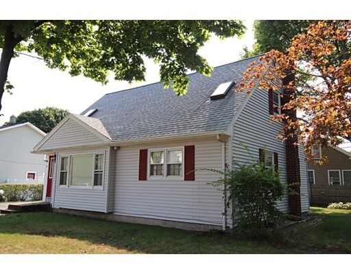 Property Photo:  6 Carver Street  MA 01906 