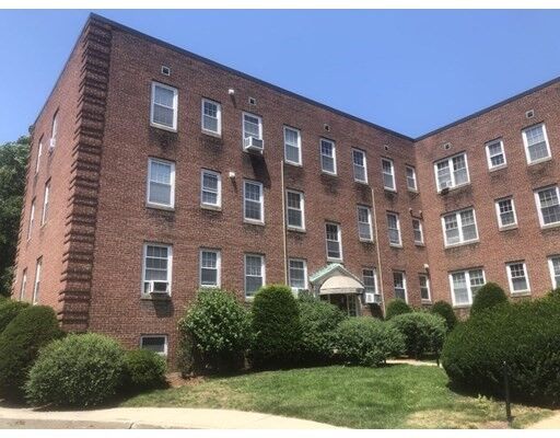 29 Englewood Ave 29-5  Brookline MA 02445 photo