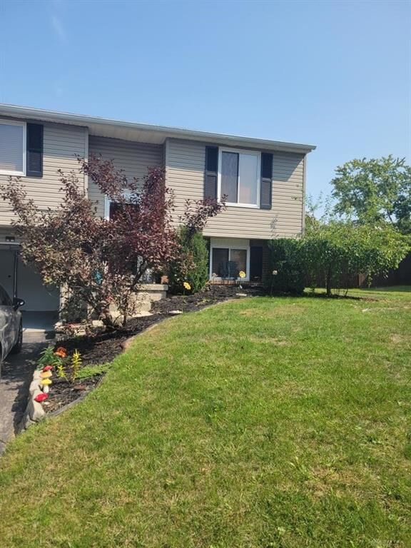 Property Photo: 103 Westrock Farm Drive OH 45322