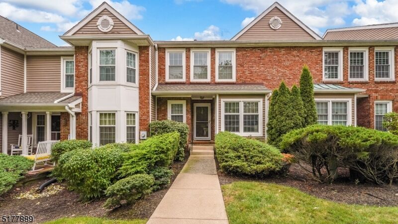 Property Photo:  138 Hawthorne Ct  NJ 07866 