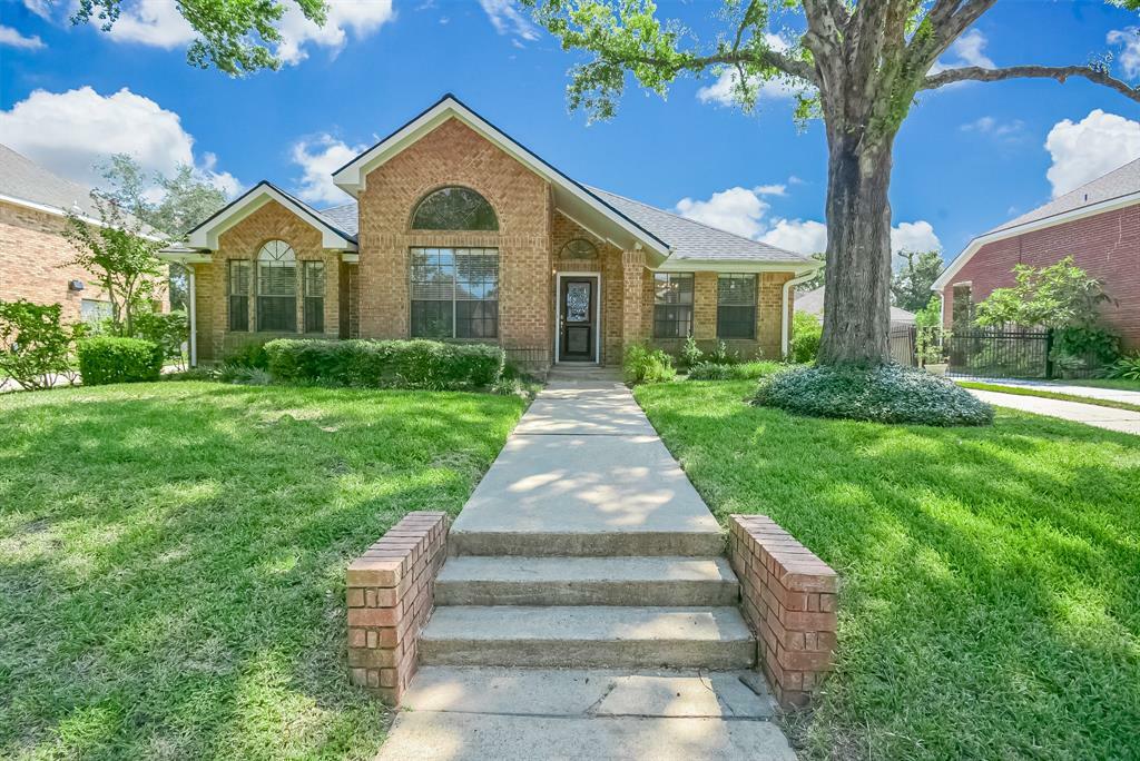 Property Photo: 3443 Mimosa Way TX 77479