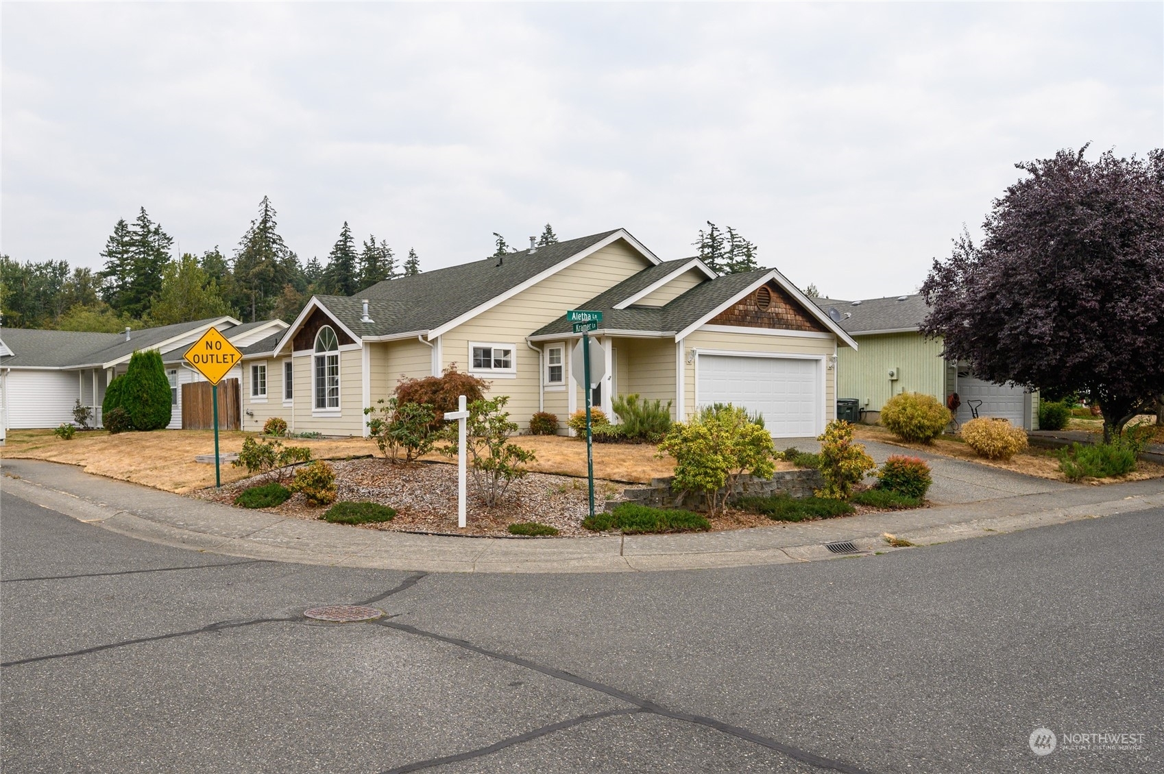 Property Photo:  664 Aletha Lane  WA 98226 