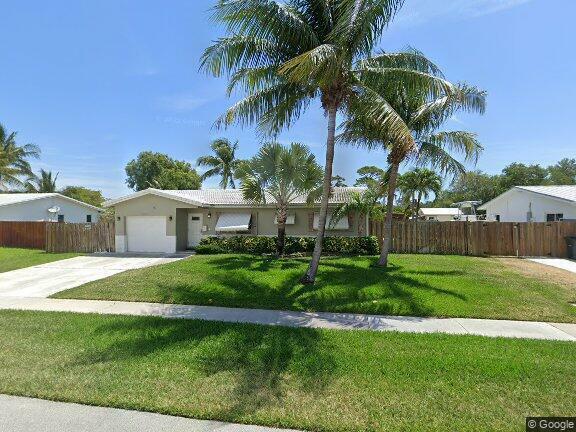 Property Photo:  1224 SW 16th Avenue  FL 33486 