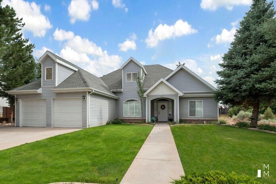 Property Photo:  2119 W 460 S  UT 84720 