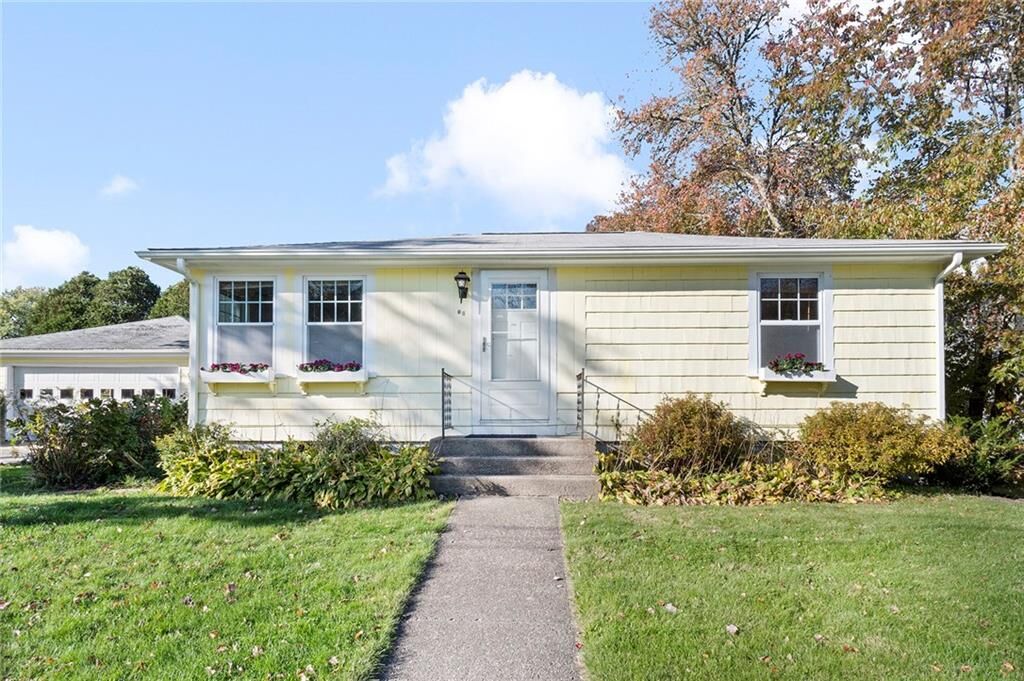 Property Photo:  10 Wayne St  RI 02882 