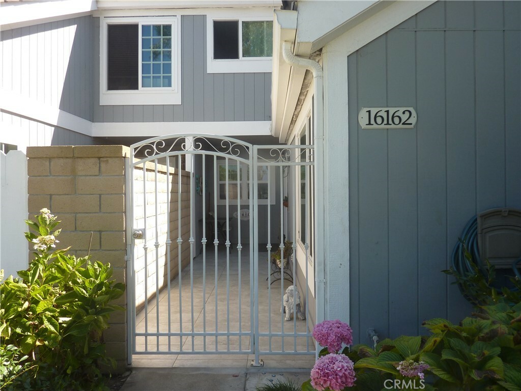 Property Photo: 16162 Tortola Circle CA 92649