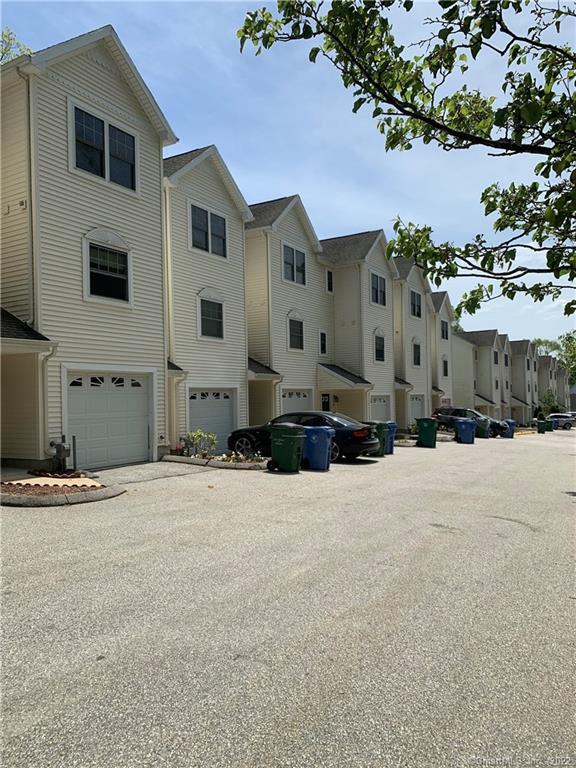 Property Photo:  166 Summit Street 166  CT 06360 