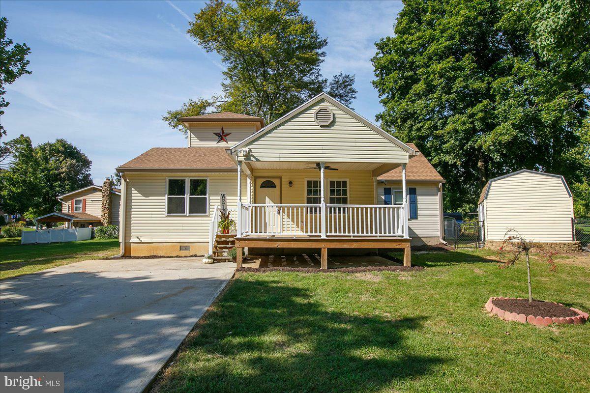 Property Photo:  615 Woodland Avenue  PA 17065 