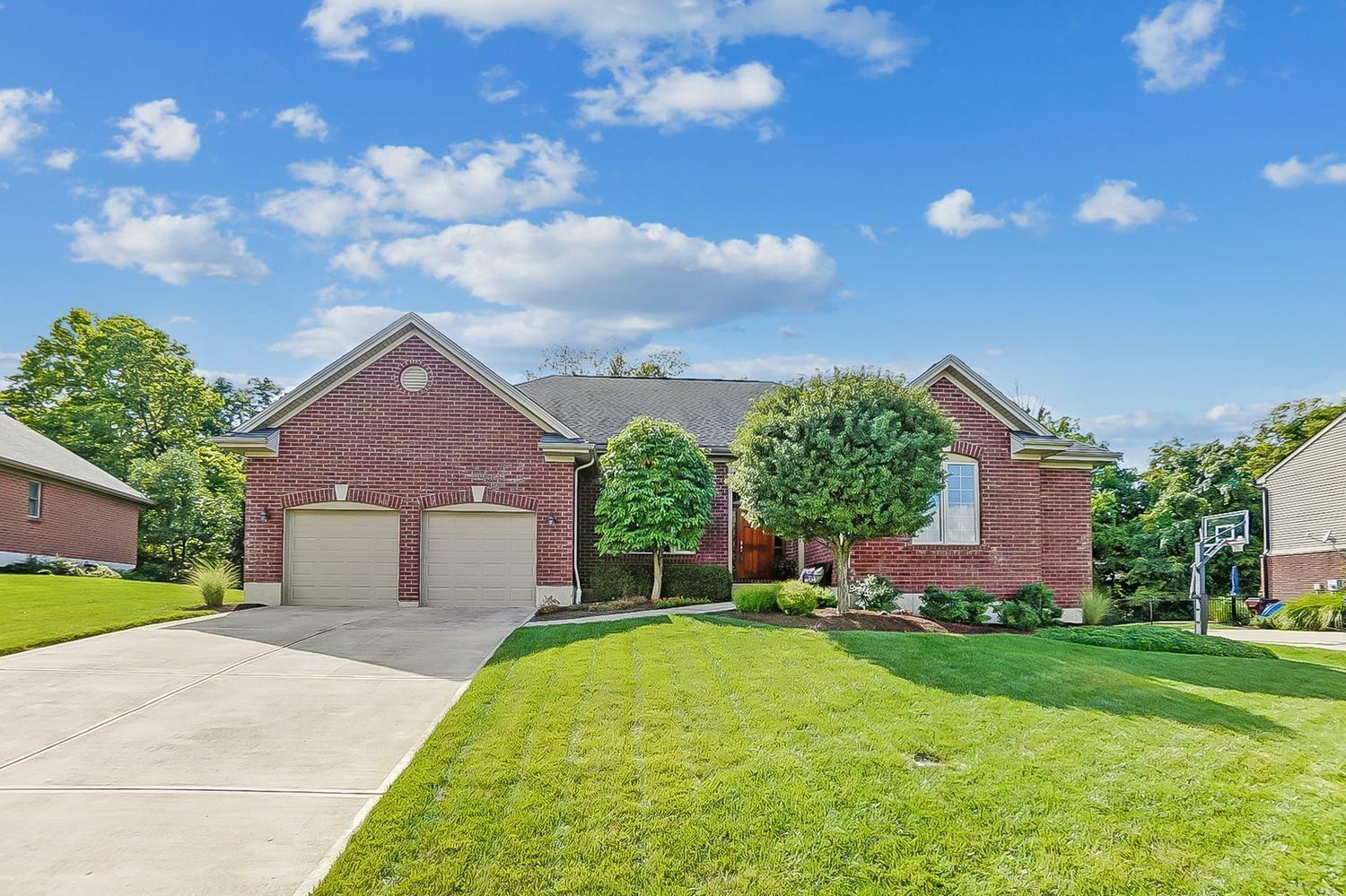 Property Photo: 3909 Legendary Ridge Ln OH 45002