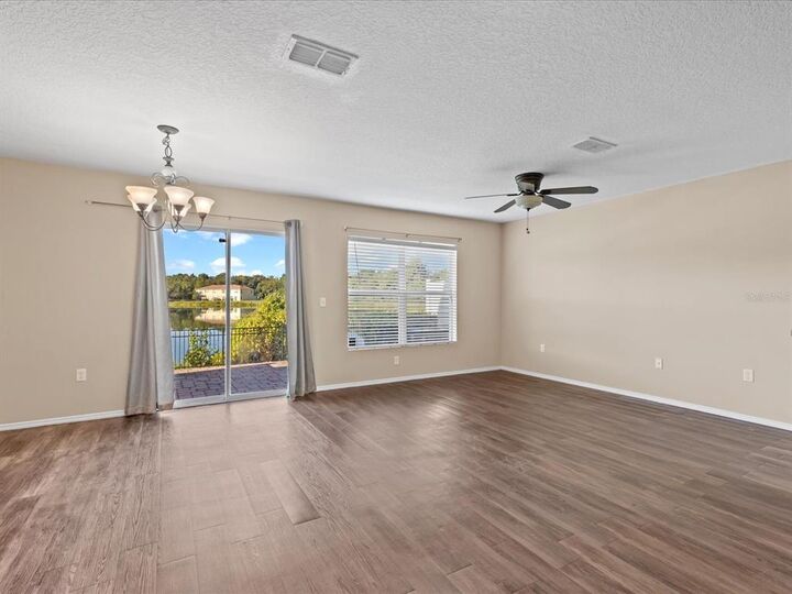 Property Photo: 3815 Gliding Place FL 32773
