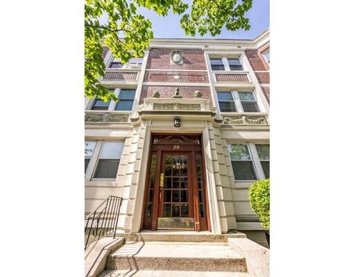 Property Photo:  22 James Street 4  MA 02446 