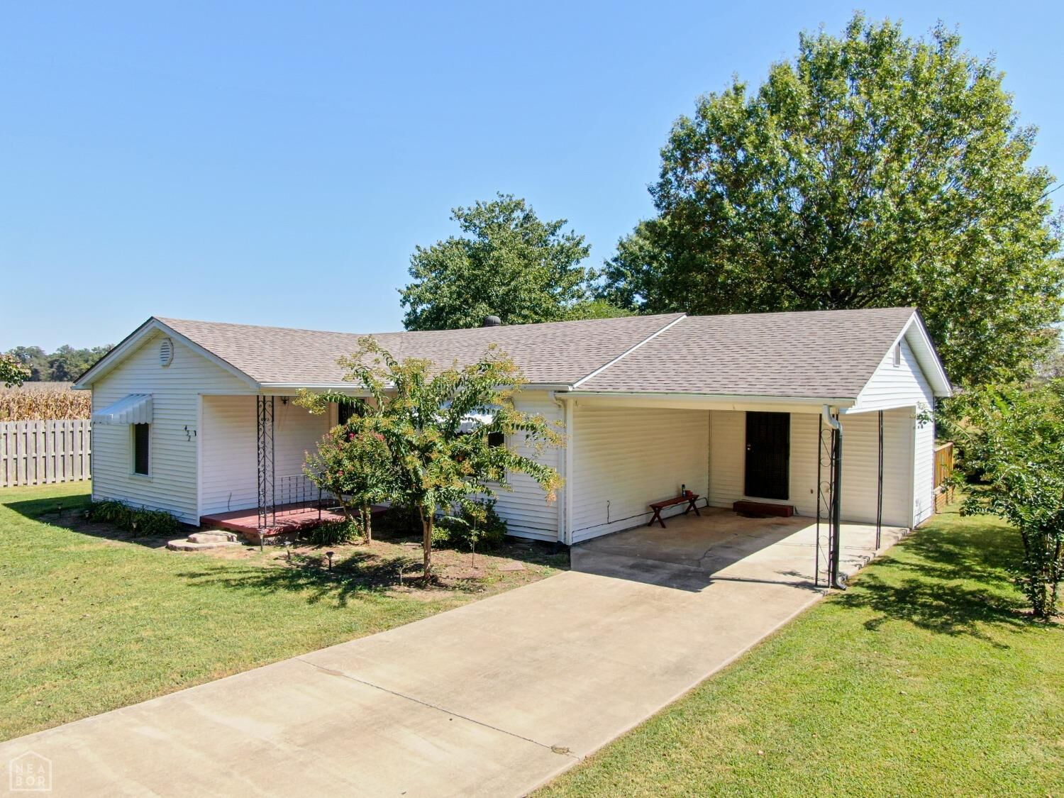 Property Photo:  432 S Ozark Avenue  AR 72472 