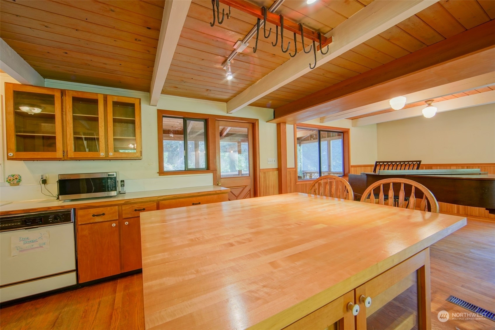 Property Photo:  1942 Enchanted Forest Road  WA 98245 