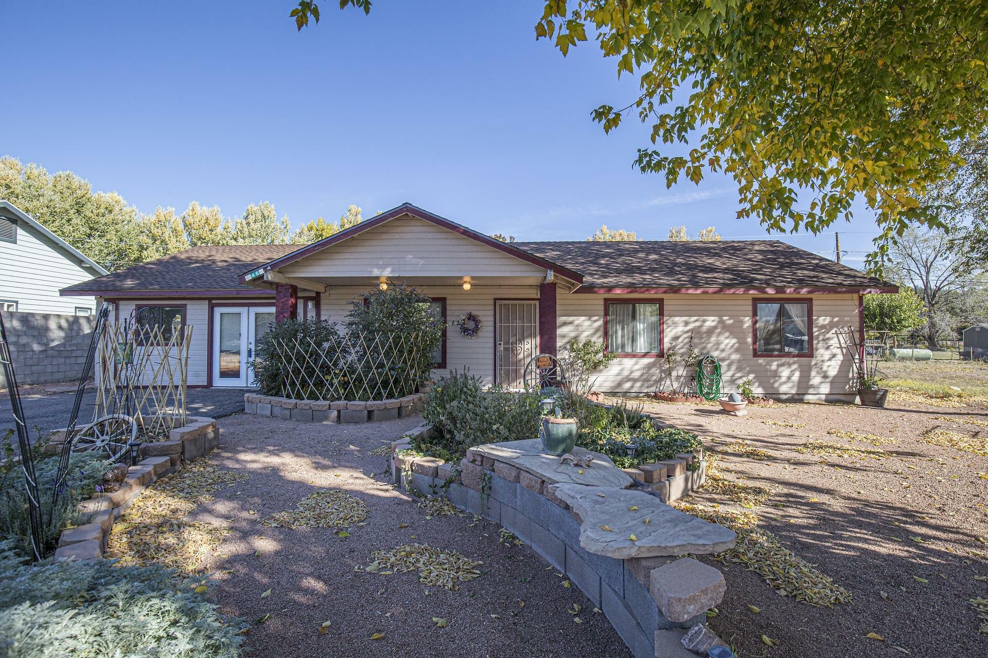 Property Photo:  46 E Rainbow Drive  AZ 85541 