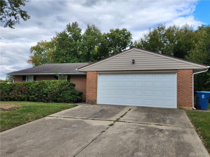 4911 Wakeview Court  Huber Heights OH 45424 photo