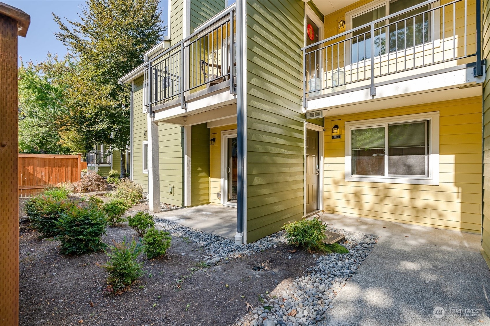 Property Photo:  12607 SE 41st Place H103  WA 98006 