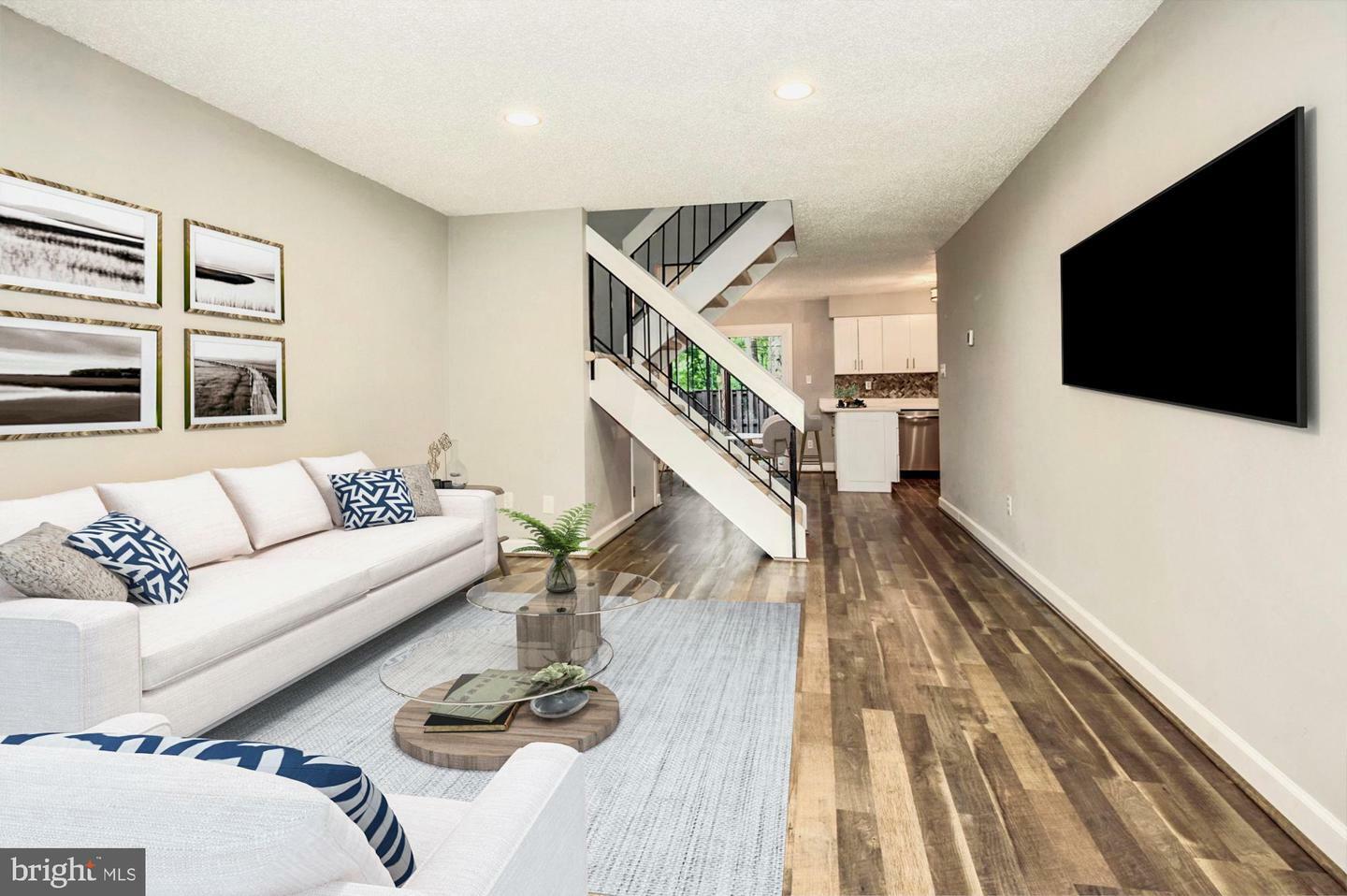 12190 Sanibel Court  Reston VA 20191 photo