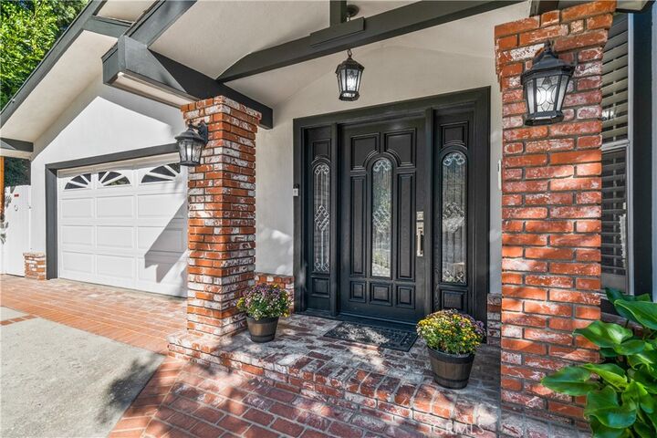 Property Photo:  446 Highland Place  CA 91016 