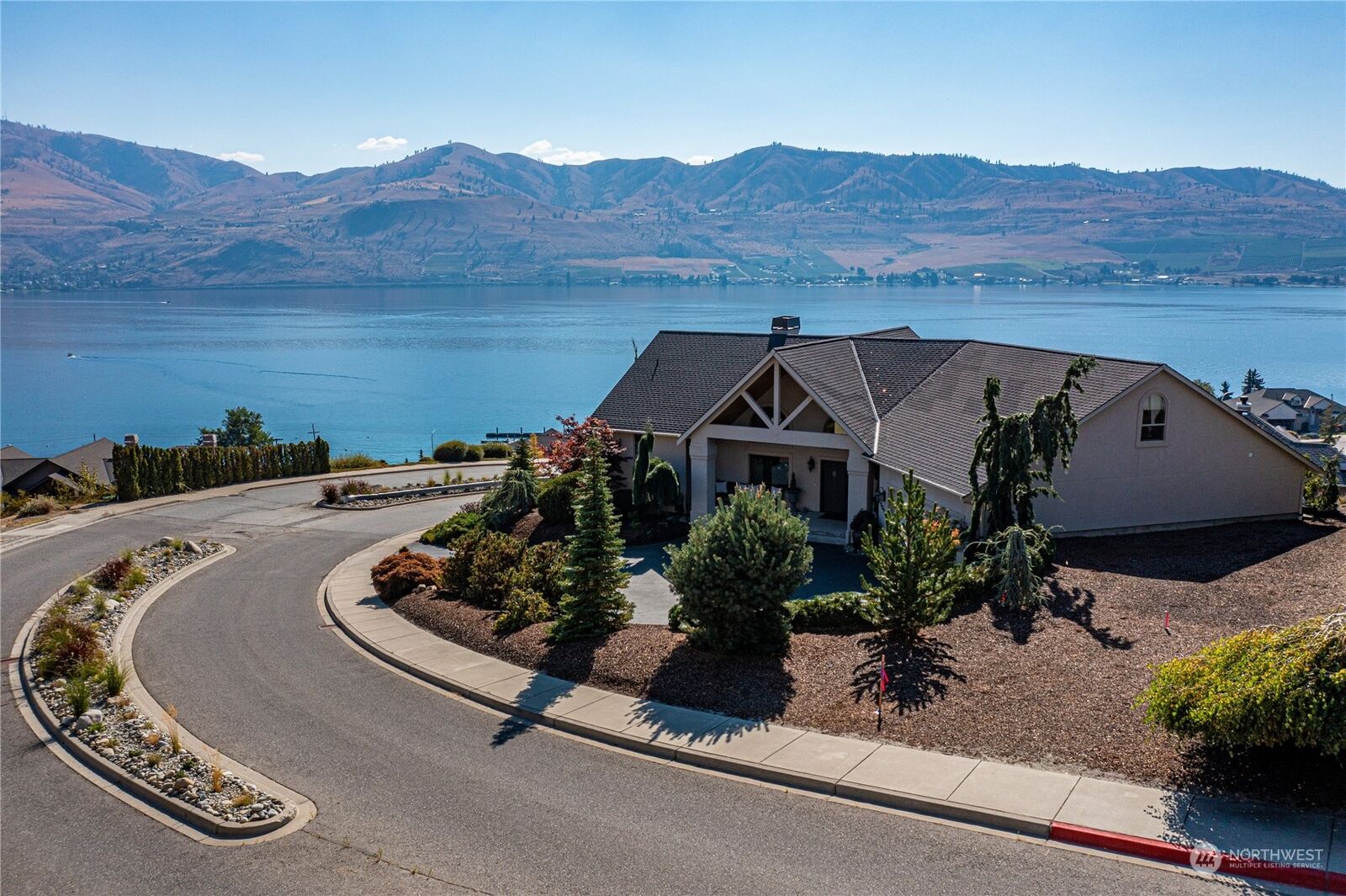 Property Photo:  209 Crystal Drive  WA 98816 