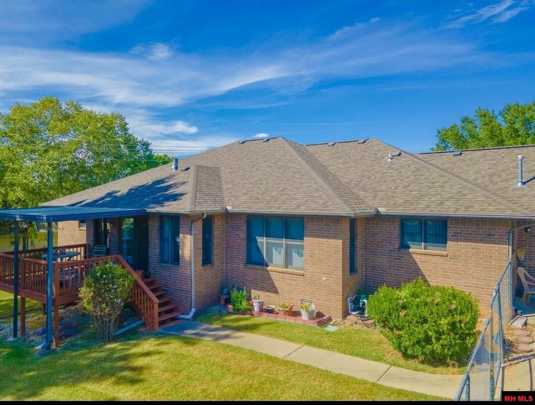 Property Photo:  1402 Inverness Drive  AR 72653 