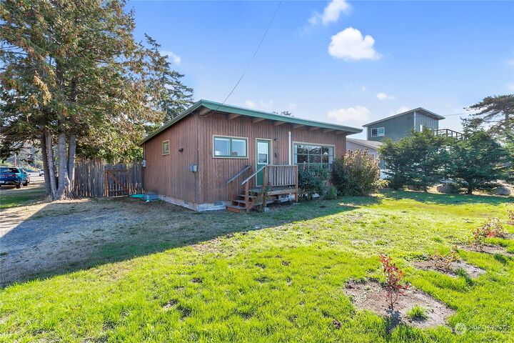 Property Photo:  2606 Lummi View Drive  WA 98226 