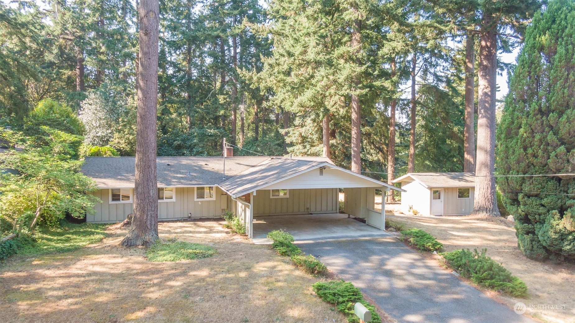 Property Photo:  11417 99th Avenue SW  WA 98070 