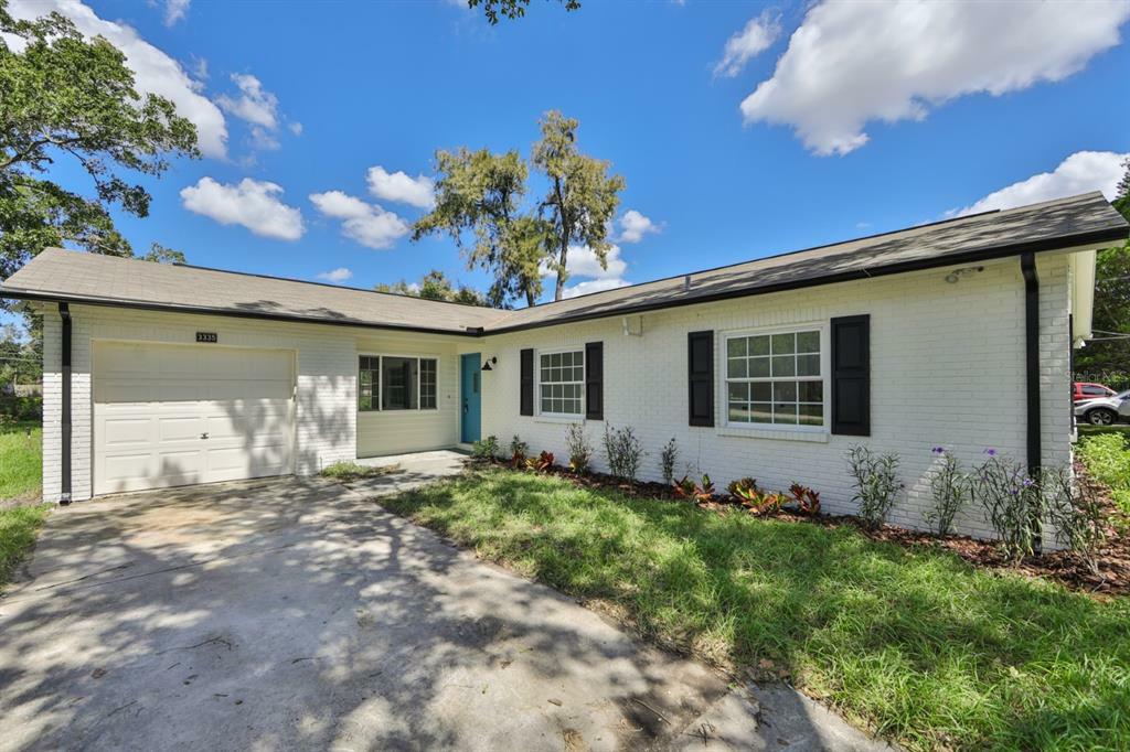 Property Photo:  3335 W Spruce Street  FL 33607 