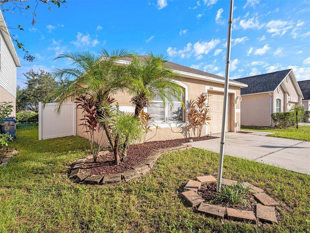 Property Photo: 11148 Summer Star Drive FL 33579