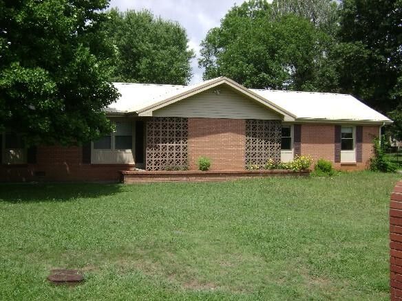 Property Photo: 2012 Bartway TN 37130
