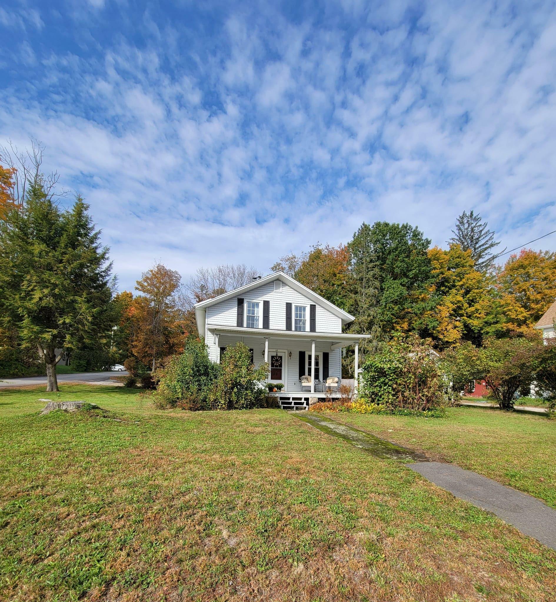 Property Photo:  18 Highland Avenue  NH 03440 