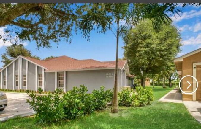 Property Photo:  13635 Yarmouth Court  FL 33414 