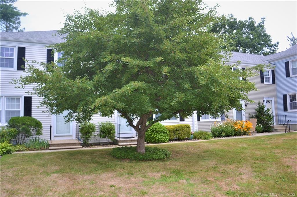 Property Photo:  31 Tapping Reeve Village 31  CT 06759 
