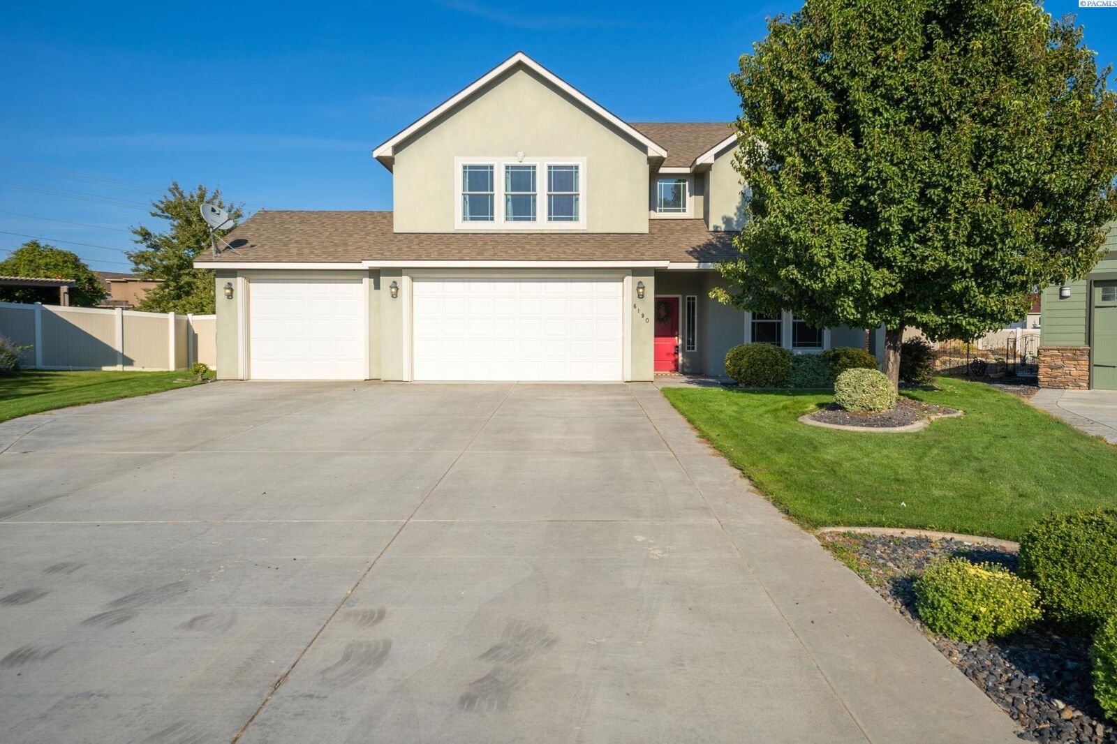 Property Photo: 6190 Polaris Ct WA 99353