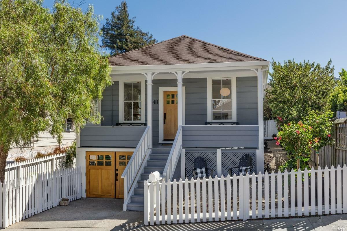 Property Photo: 411 Locust Street CA 94965
