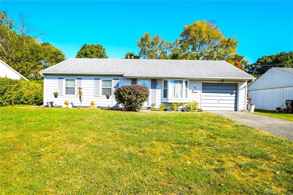 Property Photo: 874 Narcissus Drive OH 45344
