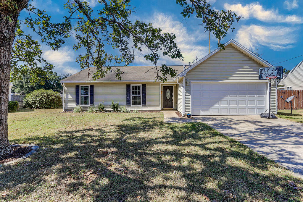 Property Photo:  140 Mill Pond Cove  FL 32539 