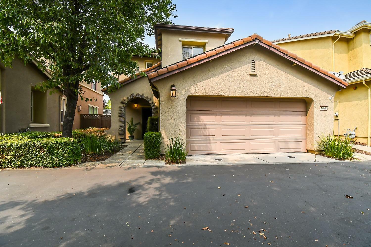 Property Photo:  1450 Landmark Circle  CA 95648 