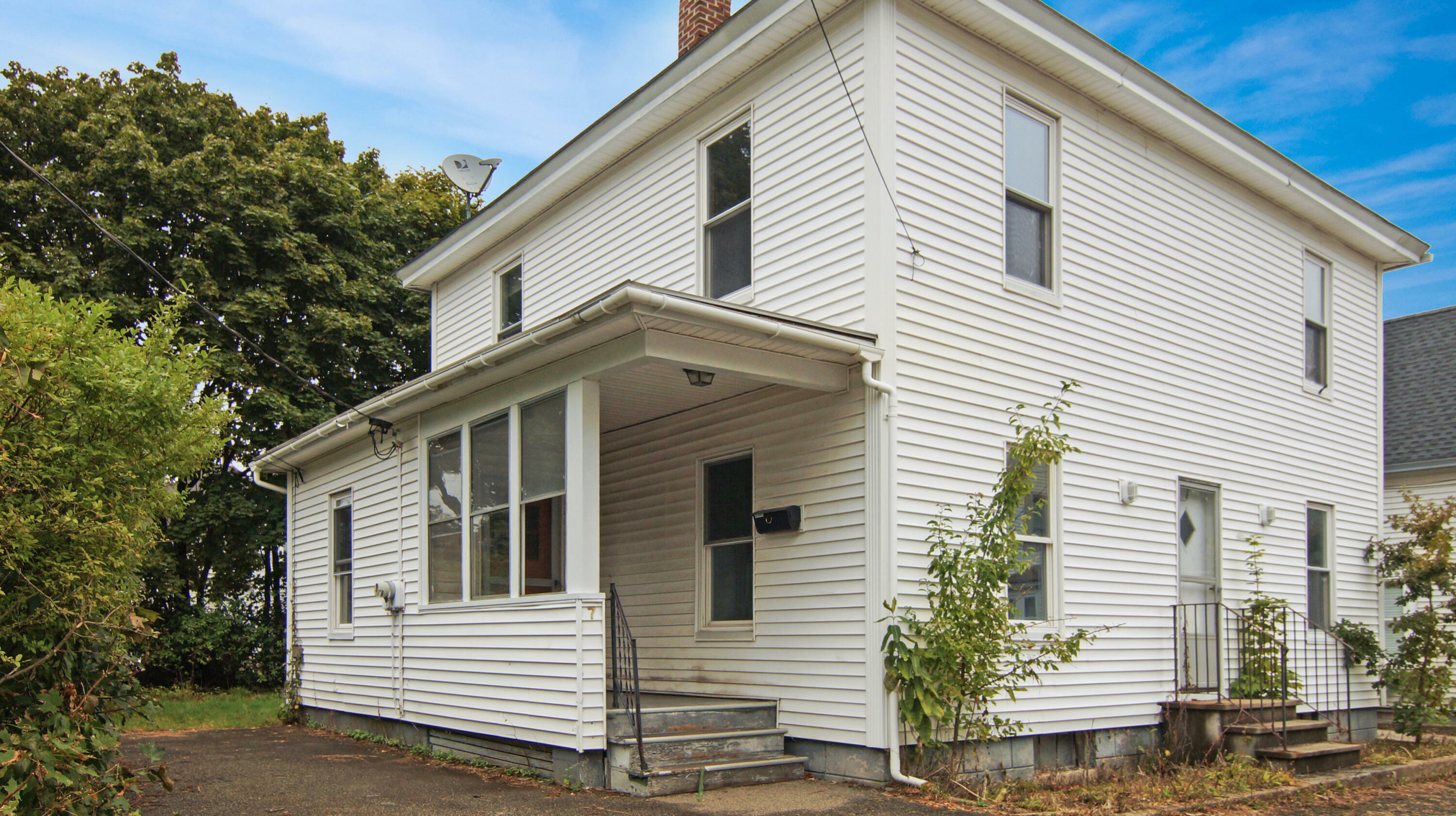 Property Photo:  7 Henry Avenue  ME 04073 