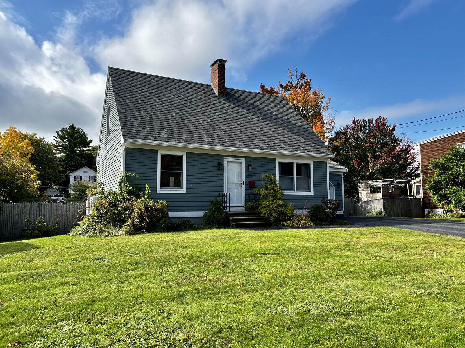 Property Photo:  86 Thompson Street  ME 04106 