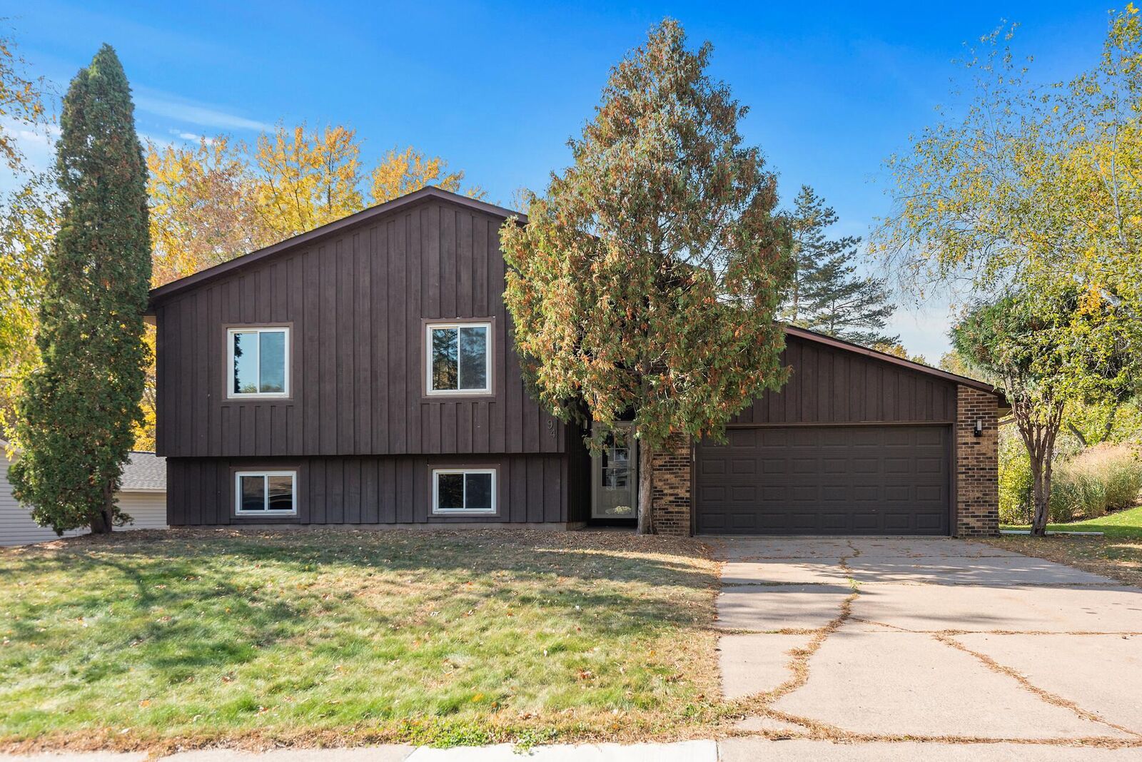 Property Photo:  94 Maryknoll Drive  MN 55082 