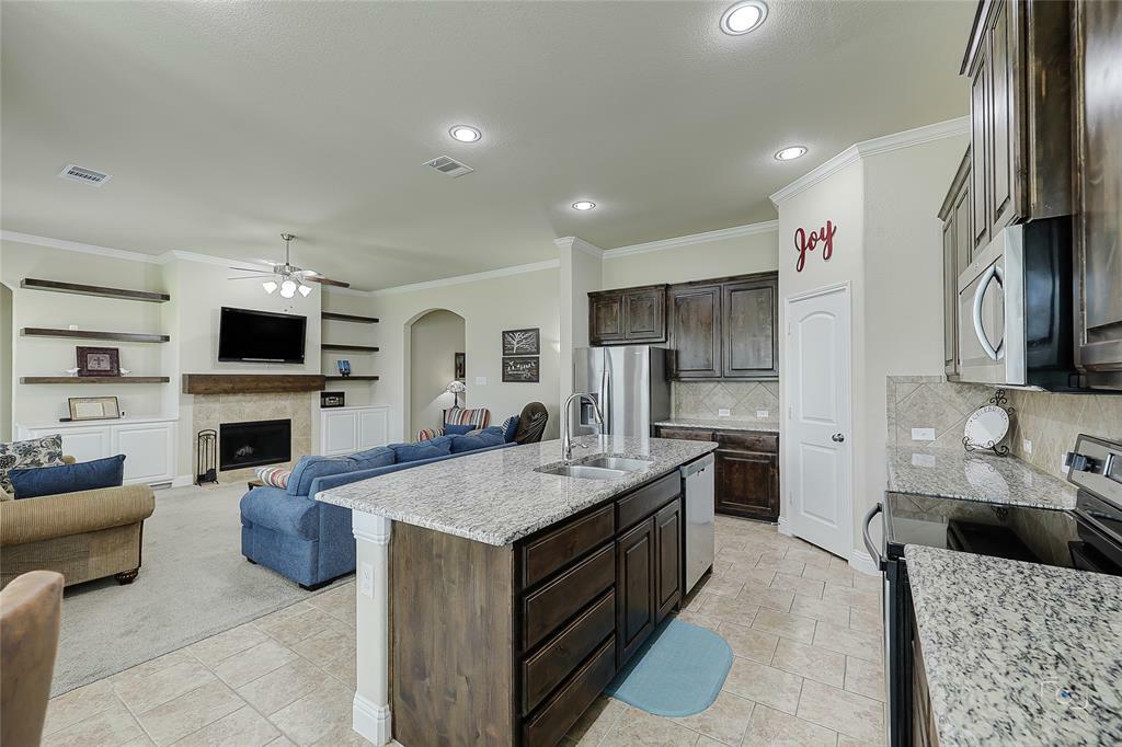 Property Photo: 3612 Ann Arbor Lane TX 76207