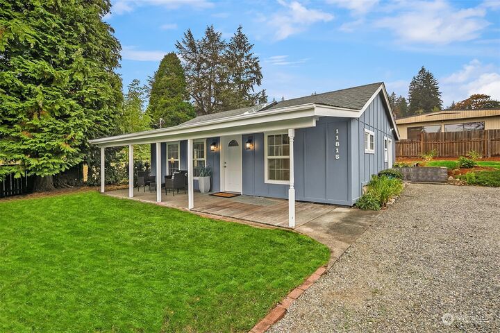 11815 160th Avenue SE  Renton WA 98059 photo