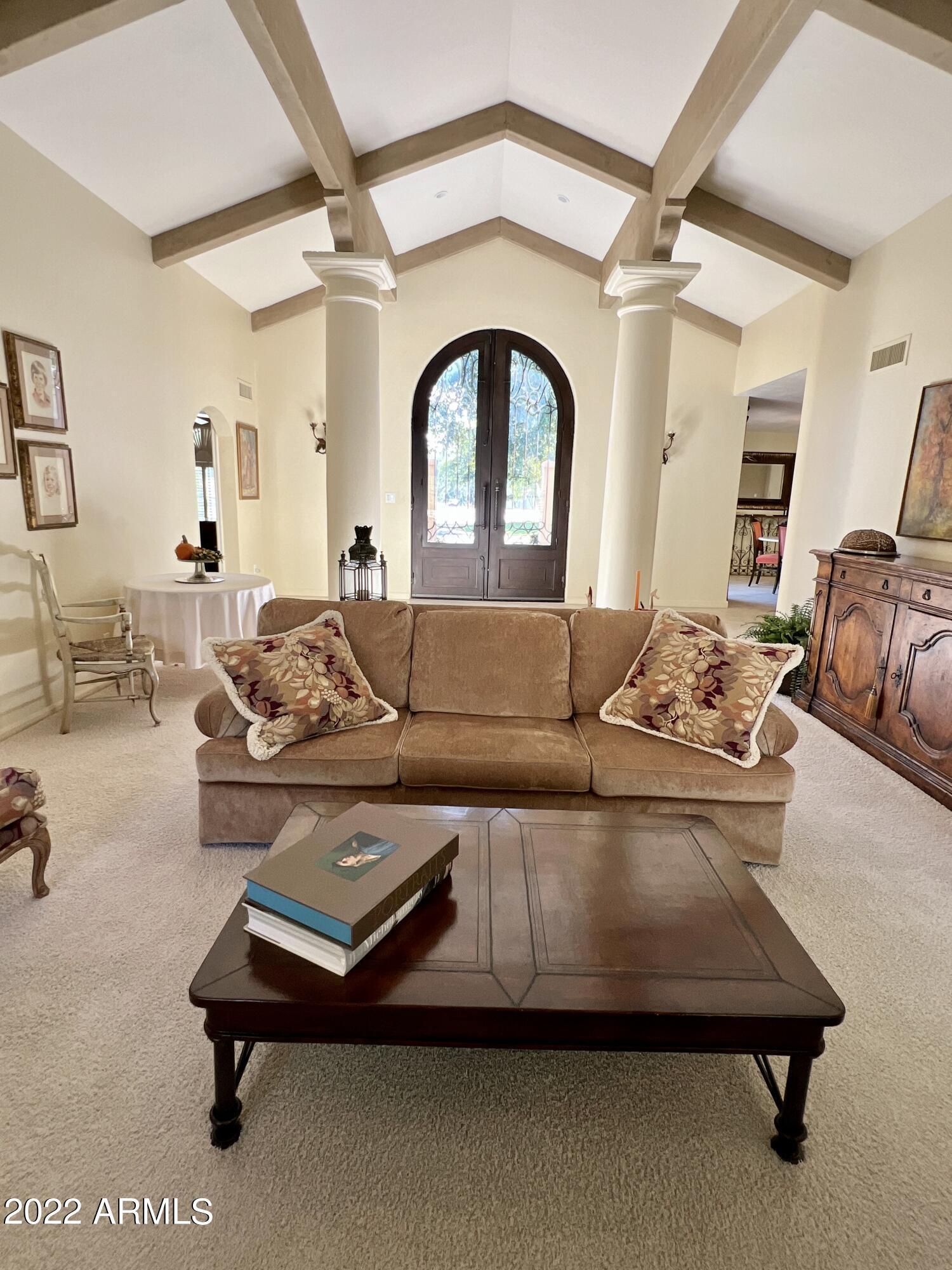 Property Photo: 2422 E Solano Drive E AZ 85016