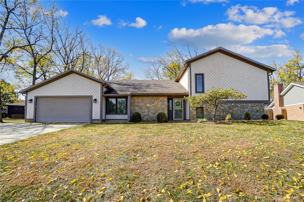 Property Photo: 7645 Turtle Creek Drive OH 45414