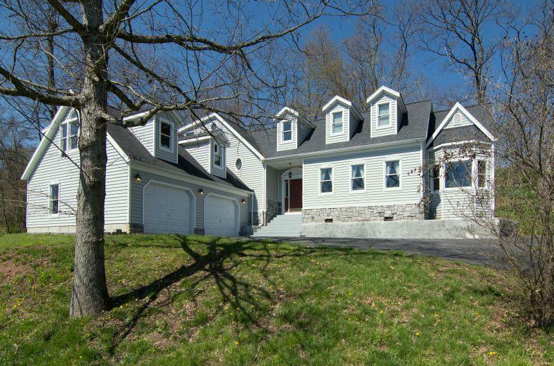 Property Photo:  644 Lamplighter Dr  WV 24901 