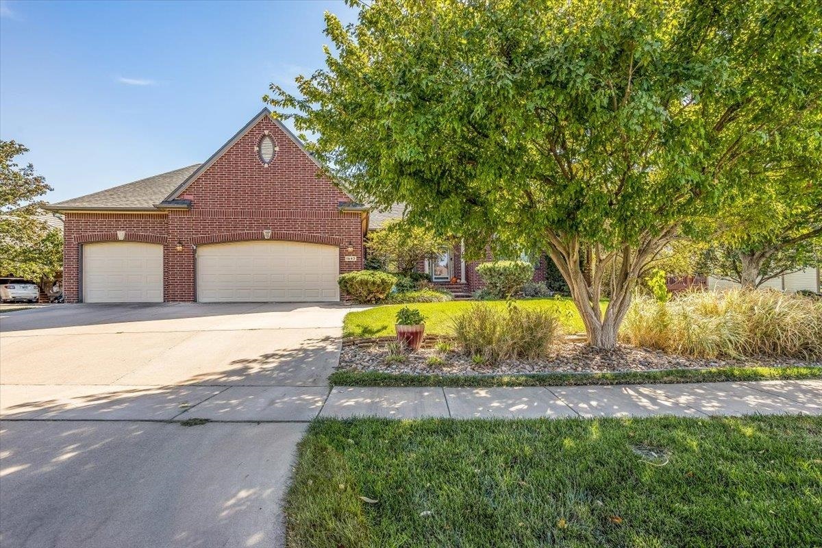 Property Photo:  1643 E Tiara Pines St  KS 67037 