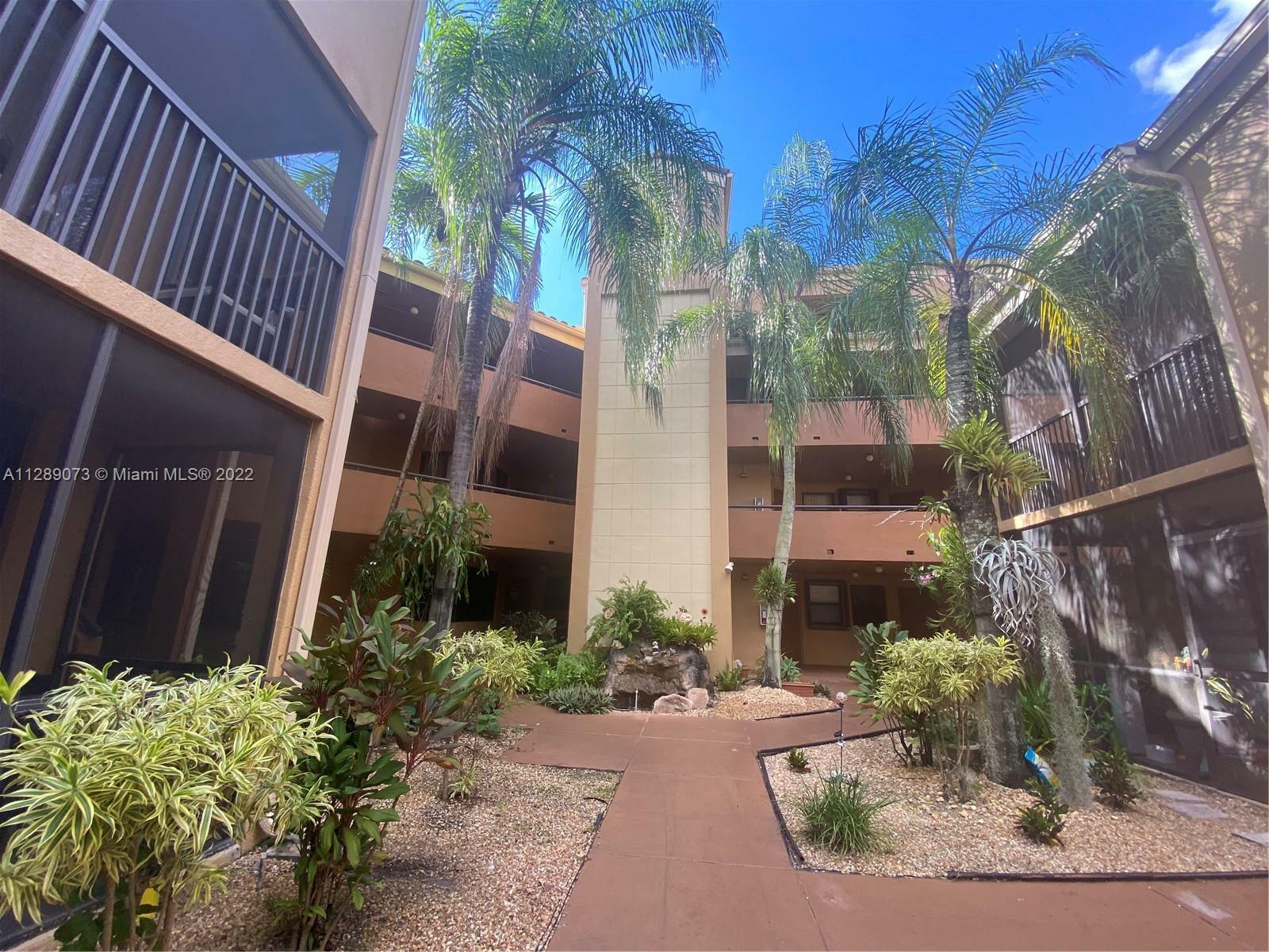 Property Photo: 15549 N Miami Lakeway N 306 FL 33014
