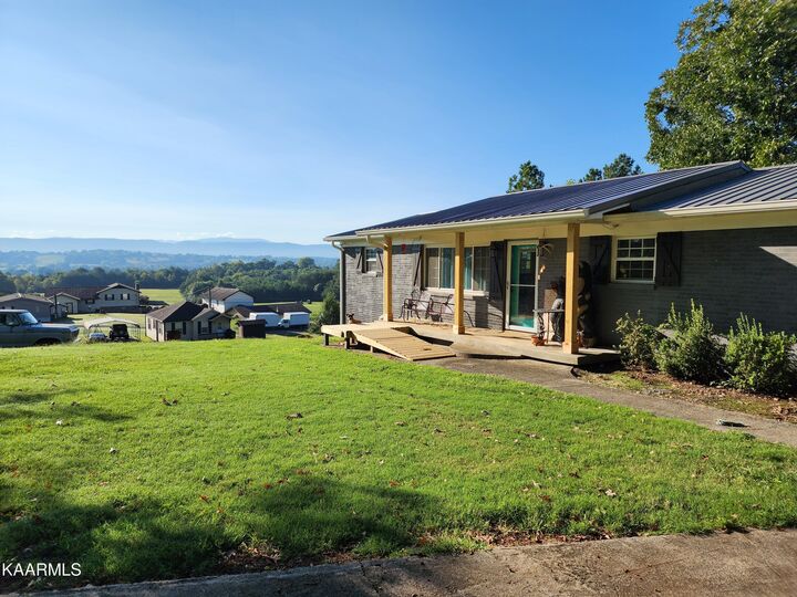 1211 Ratledge Rd  Friendsville TN 37737 photo