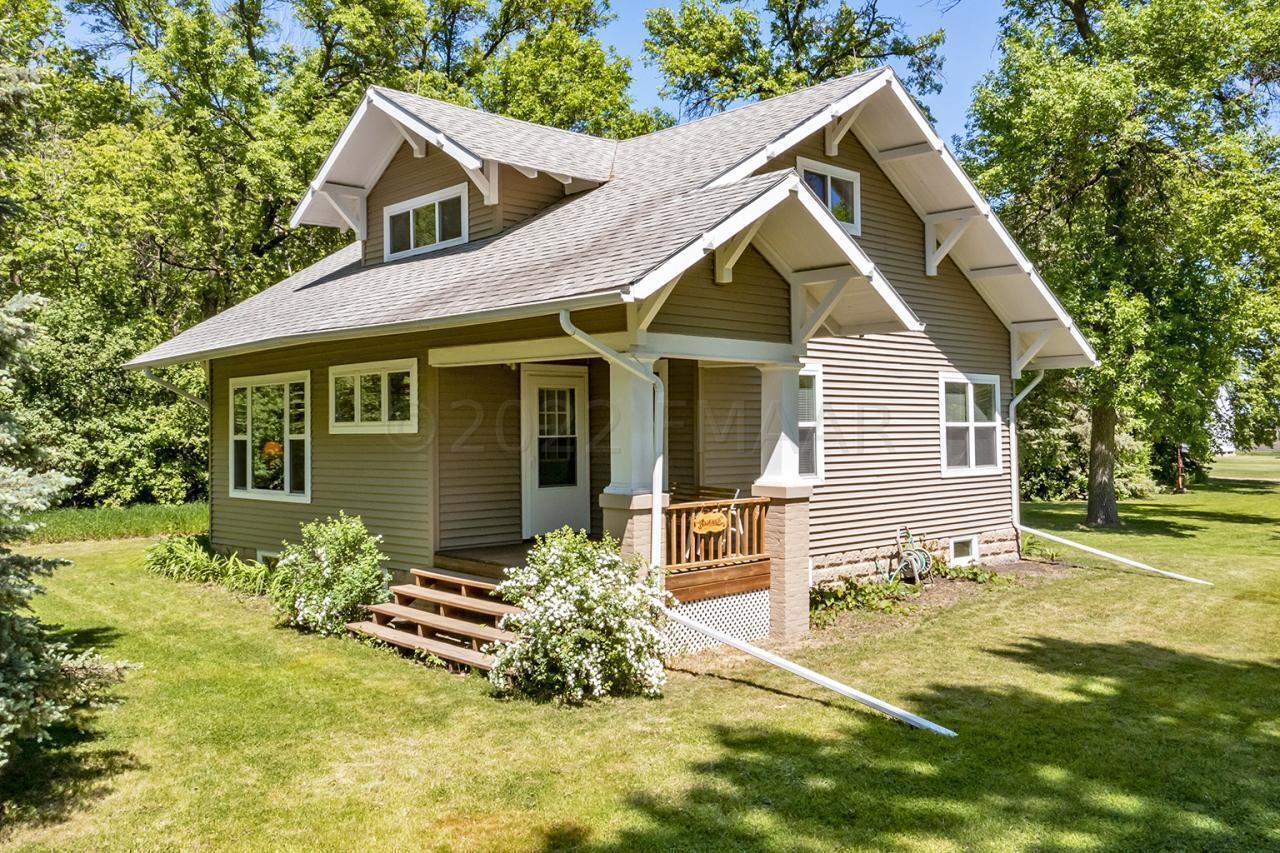 Property Photo: 5312 161 Avenue SE ND 58021